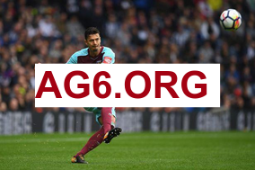 Shams：如果浓眉选择非手术治疗方案 预计也至少需要缺席六周！